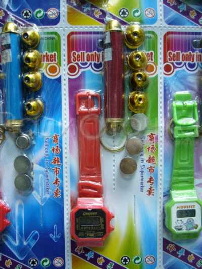 Лазер-брелок Следопыт SL-18005-3 (фонарь-лазер+часы)